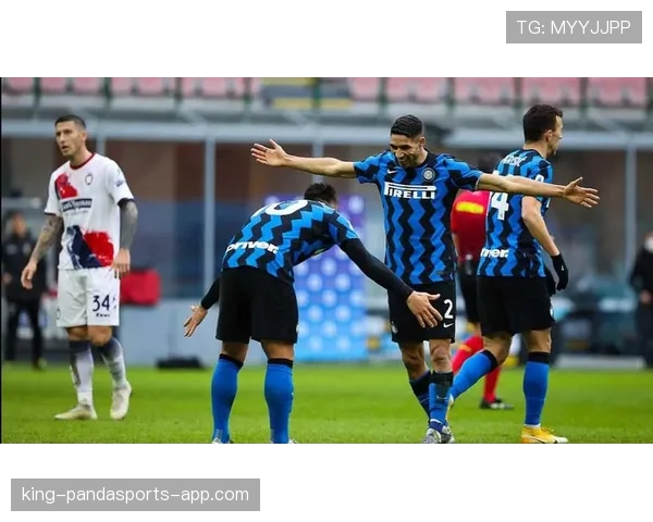 卡瓦哈尔与阿什拉夫：边卫进攻角色演变——从单点爆破到体系化嵌入